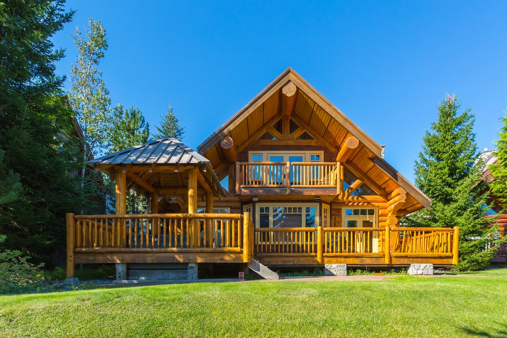 Building custom log homes in Alberta and Edmonton